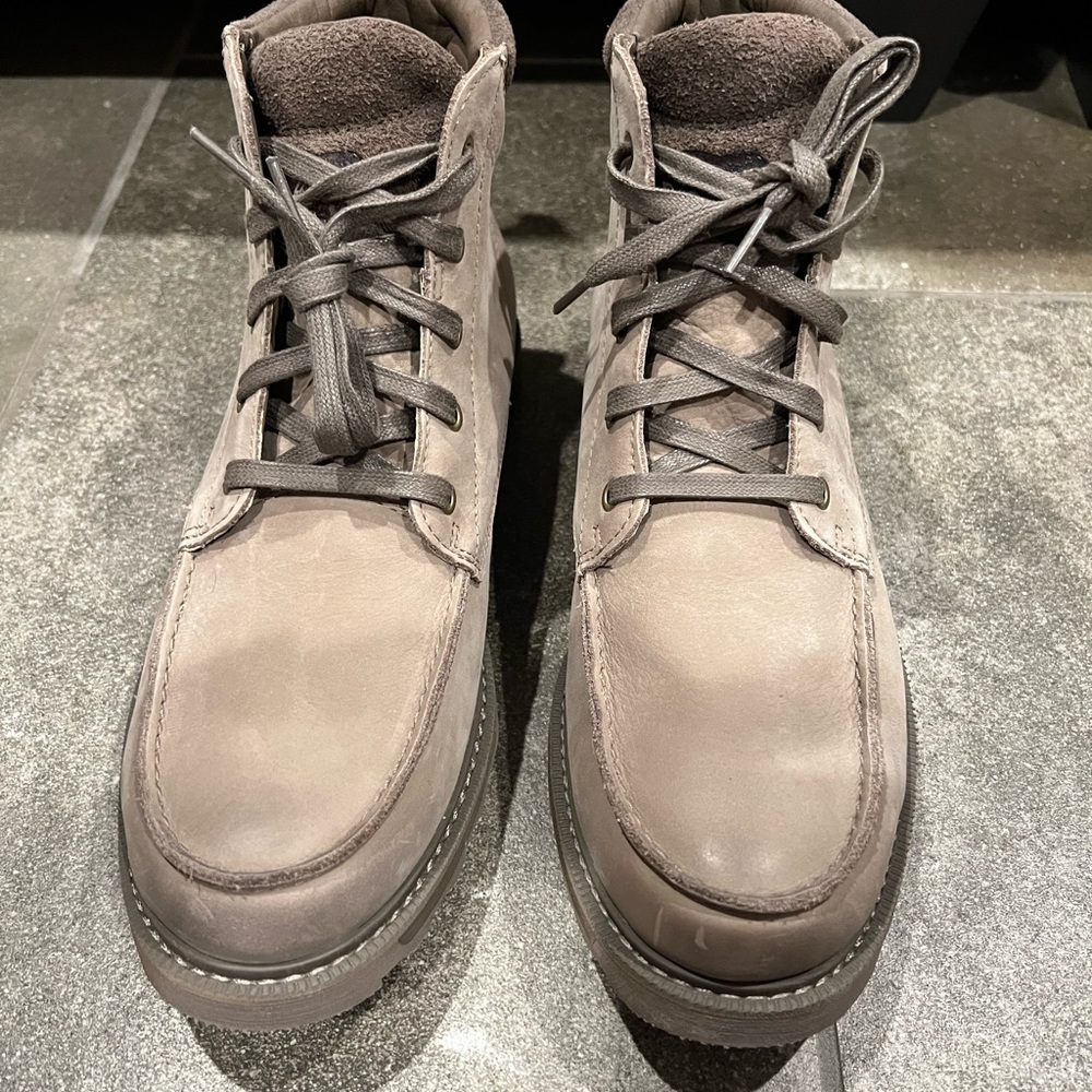 Sorel - Picture 2 of 9